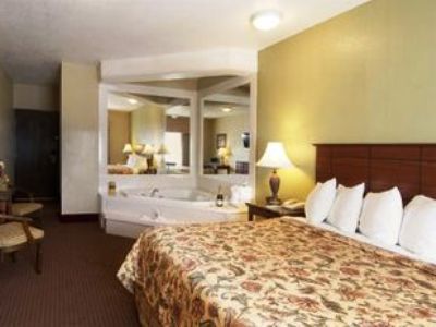 Western Oklahoma Hotel 3*